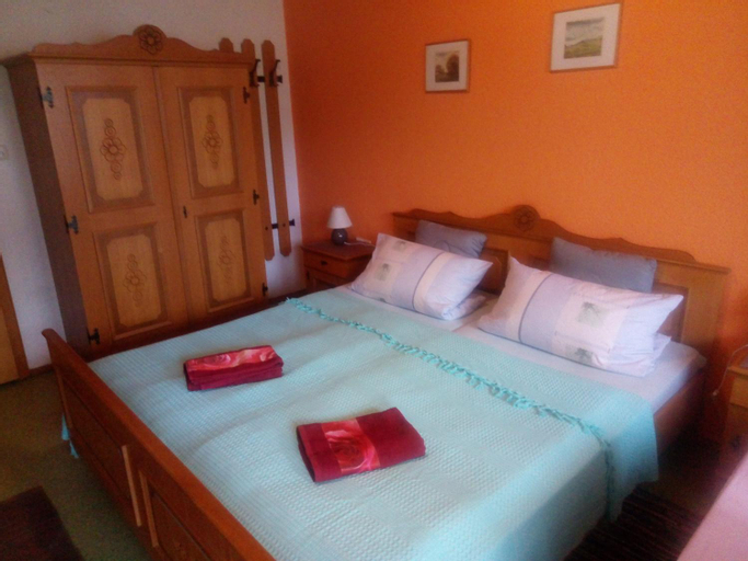 Bedroom 5