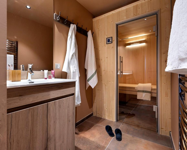 Bathroom, Residence Ynycio, Savoie