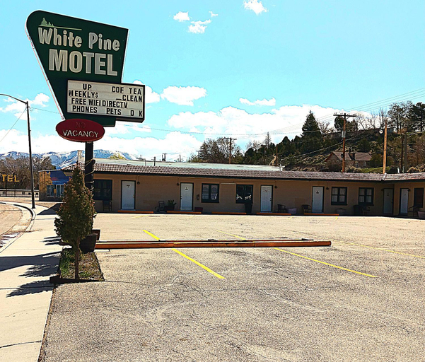 Others 2, White Pine Motel, White Pine