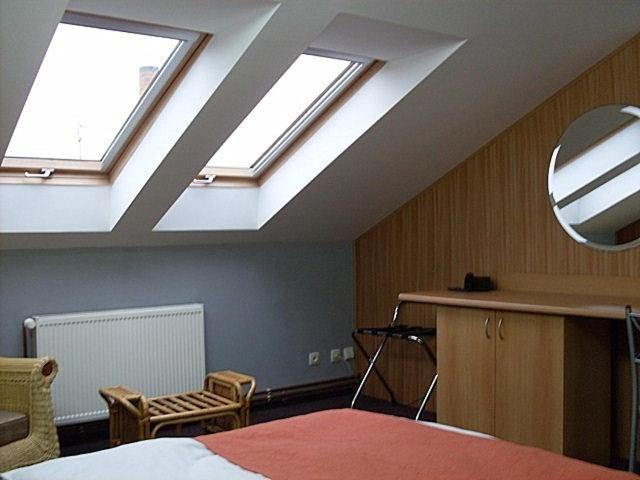 Bedroom 3, Hotel Slavie, Cheb