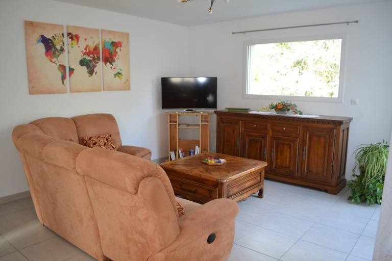 Others 5, Maison cosy tout confort dans un cadre de verdure, Tarn