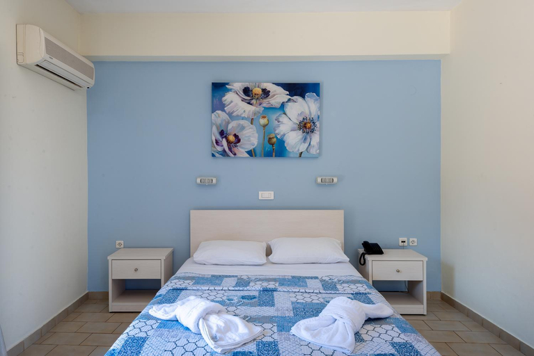Bedroom 3, Byron Hotel, Ionian Islands