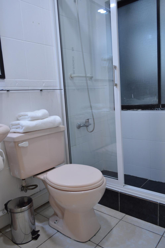 Bathroom 5, Hotel Rukalaf, Ñuble