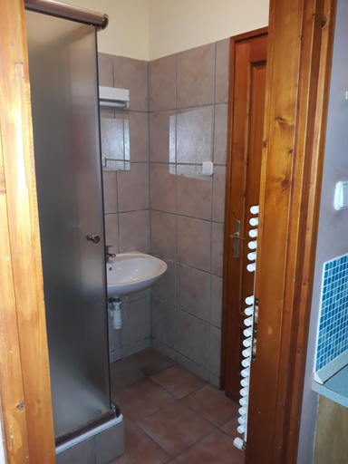 Bathroom 2, OwlCastle-Bagolyvar, Hajdúszoboszló