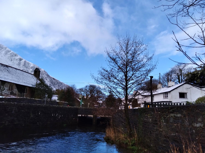 Exterior & Views 1, Pen-Y-Bont Hotel, Gwynedd