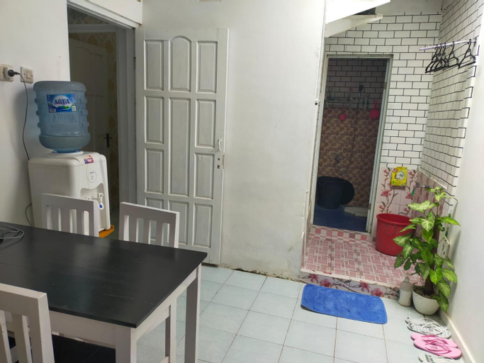 Dining Room 4