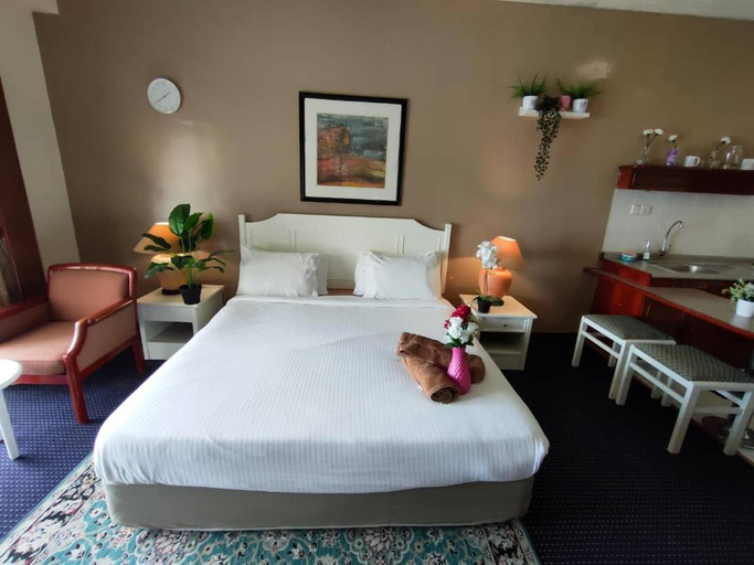Bedroom 3, Seaview Deluxe Rainbow Paradise Tg Bungah 8pax, Penang Island