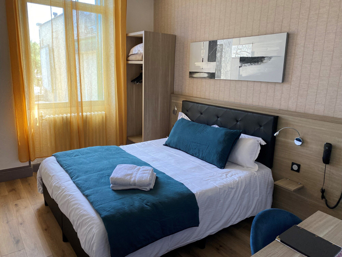 Bedroom 4, Hôtel Beausoleil, Drôme