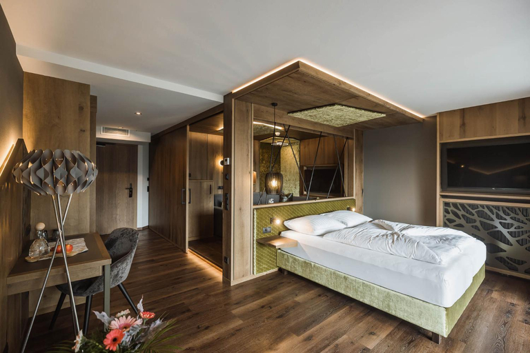 Bedroom 3, Molaris Lodge, Bolzano
