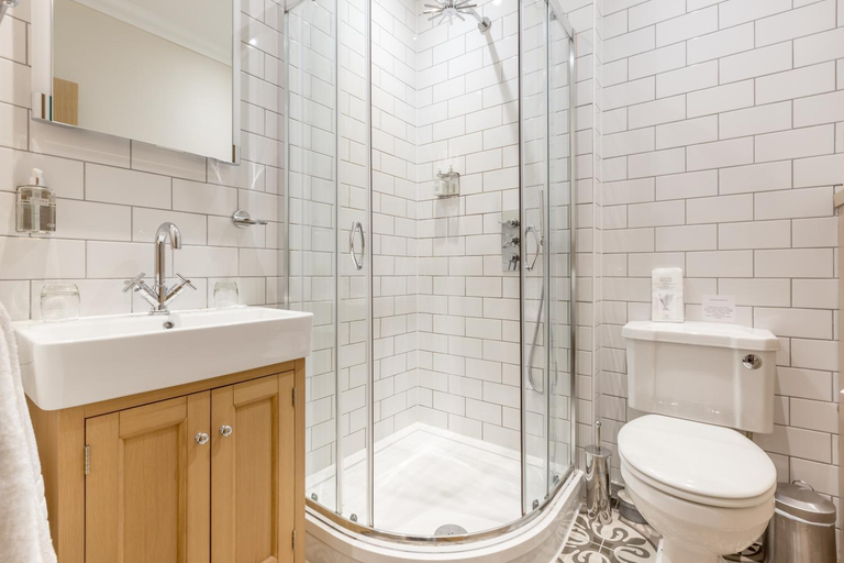 Bathroom 3, Victoria Square & The Orangery, Stirling