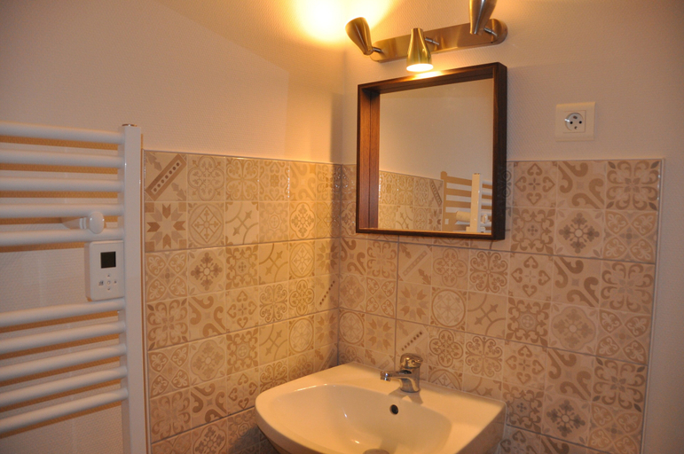 Bathroom 5, Domaine Ferme Sainte-Anne, Haute-Marne