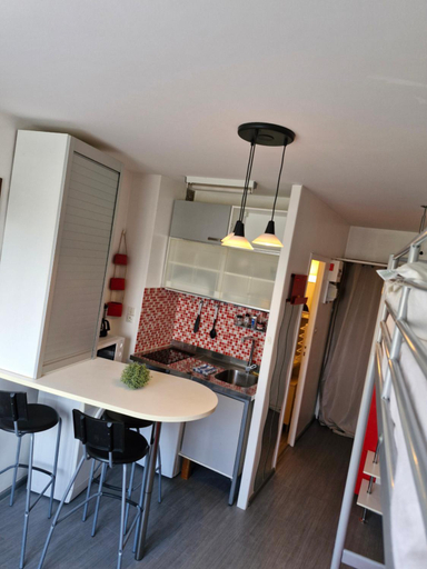 Others 5, Studio RDC - Marina 4 - 13 allee des Pinons - 0-1, Vendée