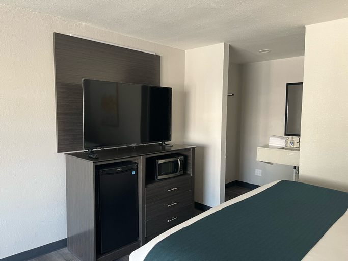 Bedroom 2, Hotel Isabella, Uvalde
