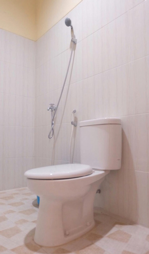 Bathroom 3