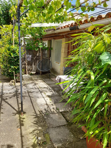 Others 3, Chambres d'Hotes Chez Cecile a Lagnes, Vaucluse