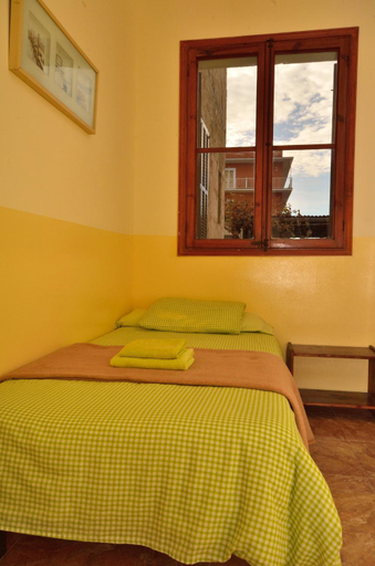 Bedroom 2, Hostal Atlanta, Baleares