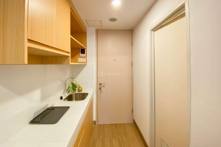 Others 2, Warmest Studio Tokyo Riverside PIK 2 By Travelio, Tangerang