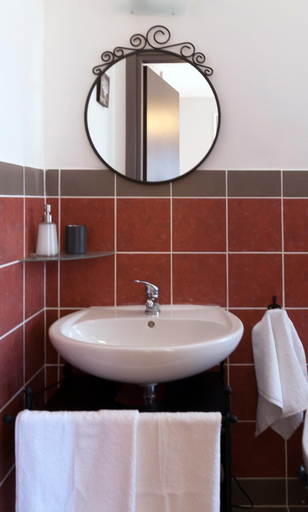Bathroom 5, Vatican Living Rome, Rome