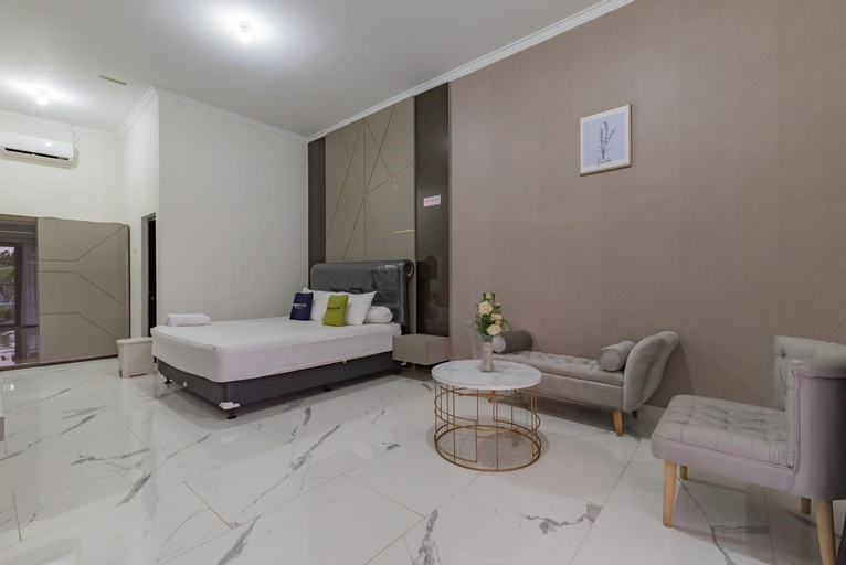 Bedroom 8