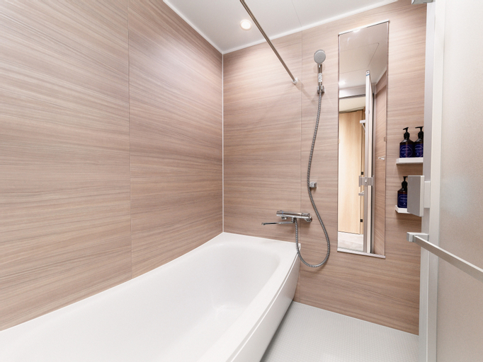 Bathroom 26