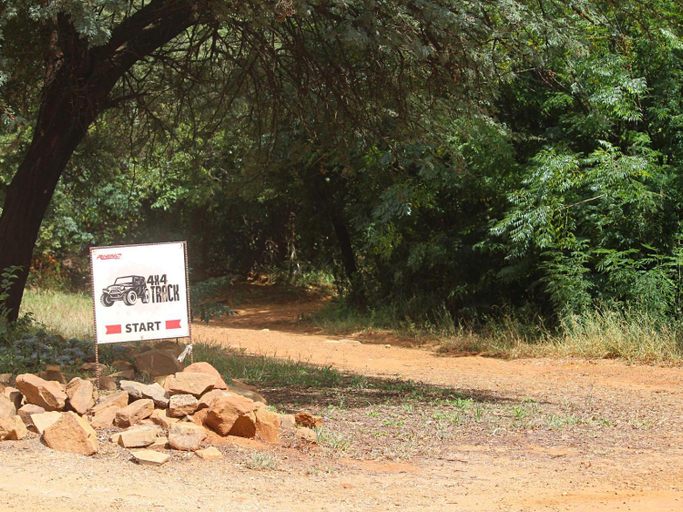 Others 5, Sable Mountain, West Rand