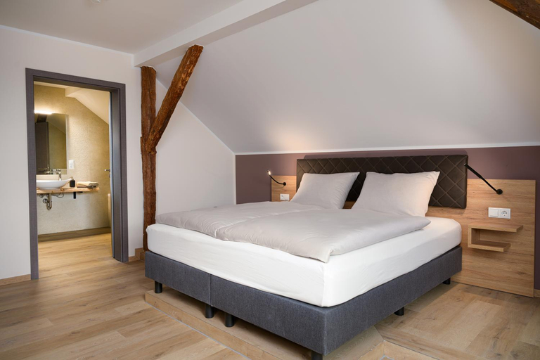 Bedroom 4, Hotel Preyt -Self Check In-, Leer