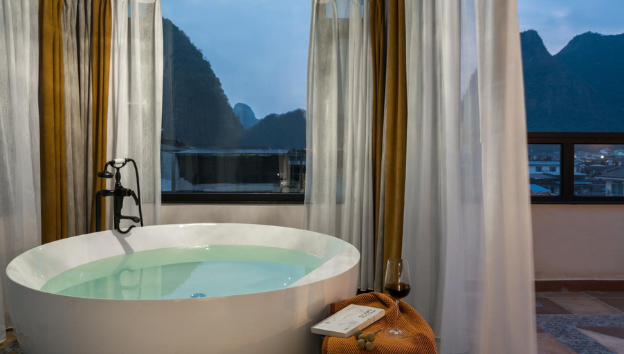 Bathroom 4