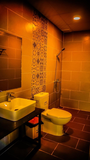 Bathroom 3, Berry Valley Homestay, Đà Lạt