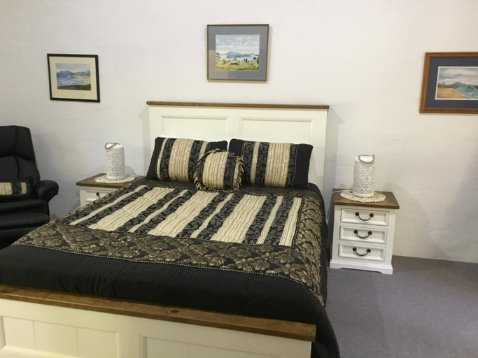 Bedroom 2, Smoky Cape Retreat, Kempsey