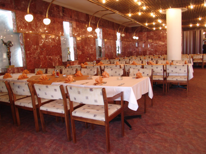 Food & Drinks 3, Hotel Lovech, Lovech