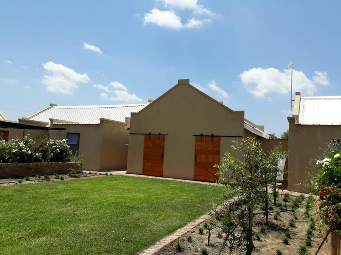 4, Studios @ Delver, Fezile Dabi