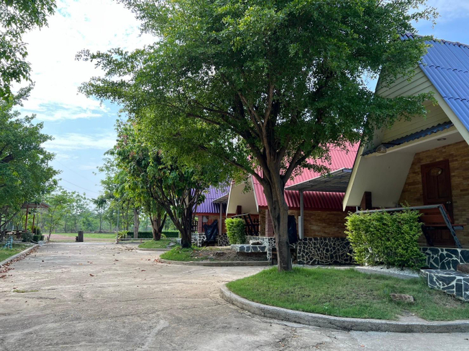 Others 4, Pijittra Resort, Muang Uttaradit