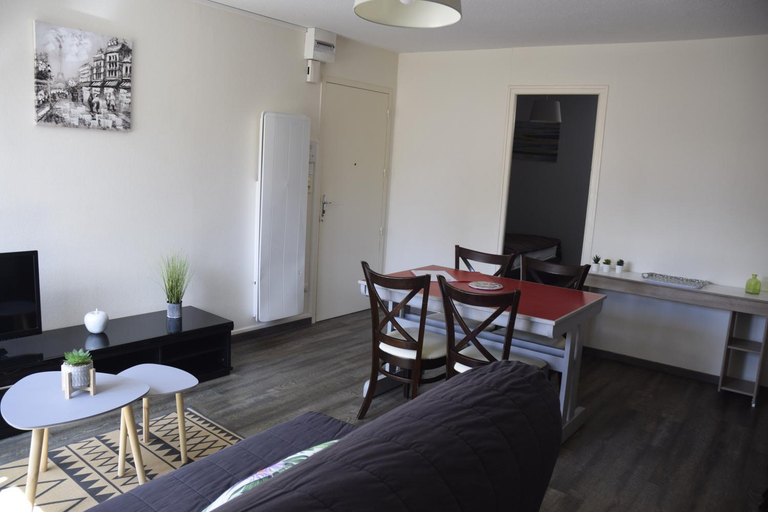 Dining Room 11