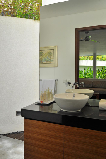 Bathroom 3, Villa La Sirena 4 by Nagisa Bali, Badung