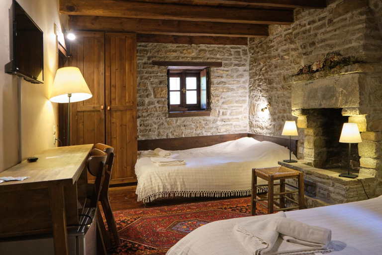 Bedroom 2, Arhontiko Aristis, Epirus