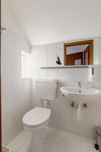 Bathroom 3, Jagodic Garni Hotel Second, Cerklje na Gorenjskem