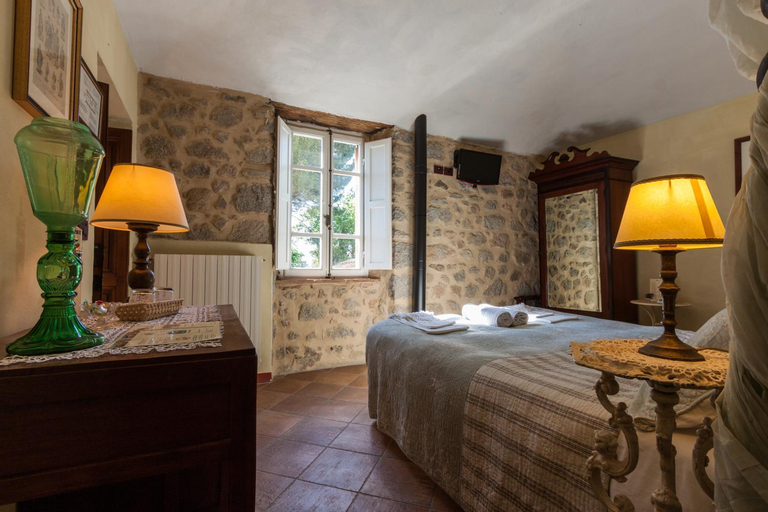 Bedroom 2, Borgo Tepolini Country House, Grosseto