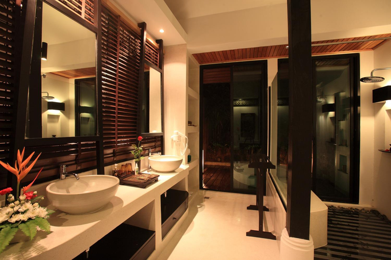 Bathroom 4, Numsai Khaosuay Resort, Muang Ranong