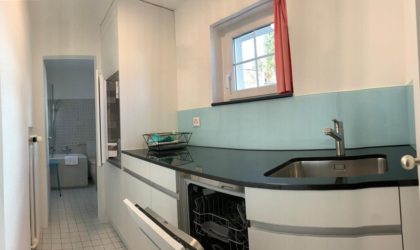 Others 4, Hotel am Waldrand, Imboden