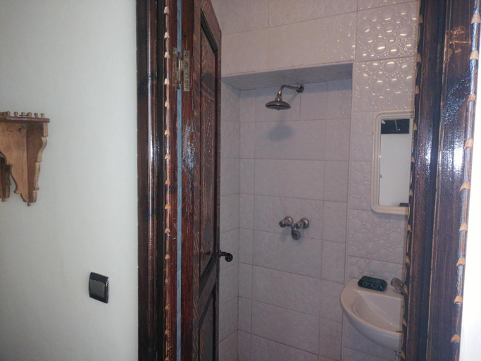 Bathroom, Hotel Coeur de Mogador, Essaouira