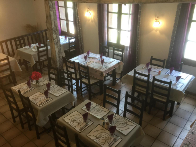 Others 5, Auberge Henri IV, Corrèze