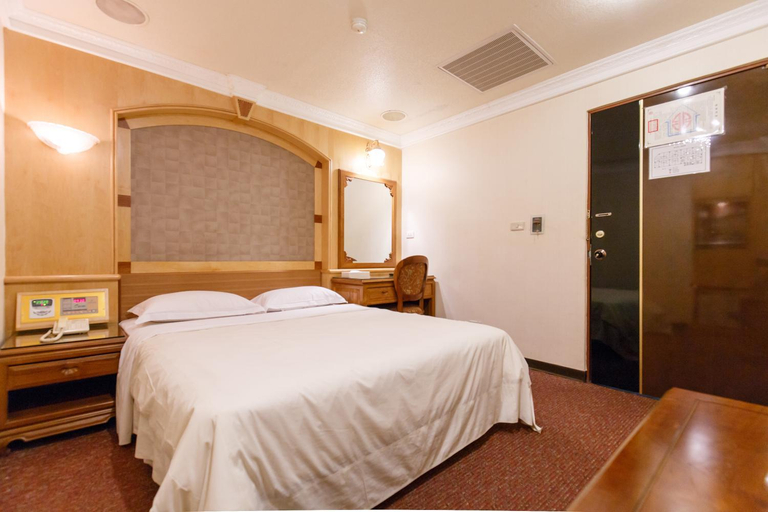 Bedroom 6