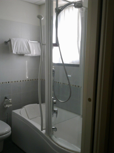 Bathroom 4, Hotel Susa, Milano