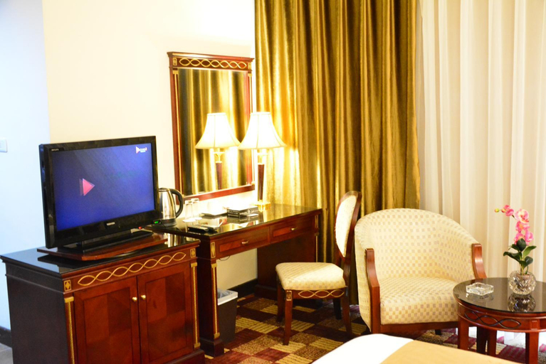 Bedroom 2, Rakeen Hotel, Salt