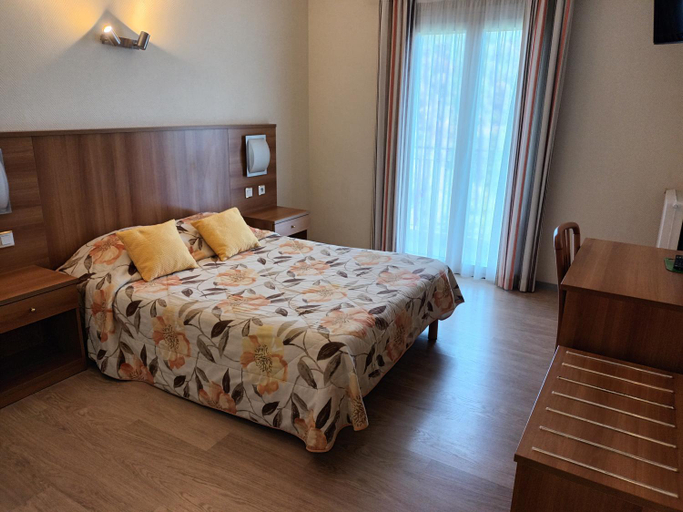 Bedroom 2, Hotel de La Paix, Haute-Corse