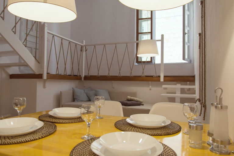 Guestroom, Alleyway House, Attica