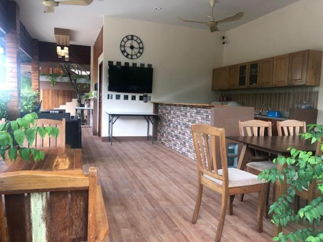 Others 2, Mittrapaphouse, Muang Khon Kaen