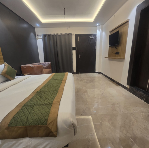 Bedroom 3, Hotel Golden Tulip'z, Gorakhpur