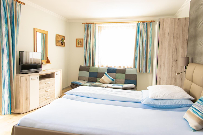Bedroom 4, Burgstallerhof, Villach Land