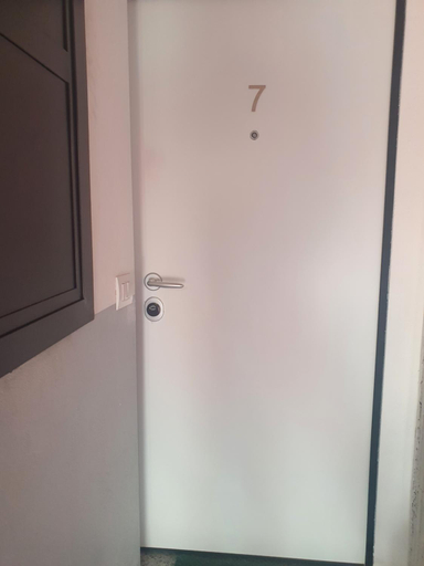 Others 4, Curti Granda, Milano